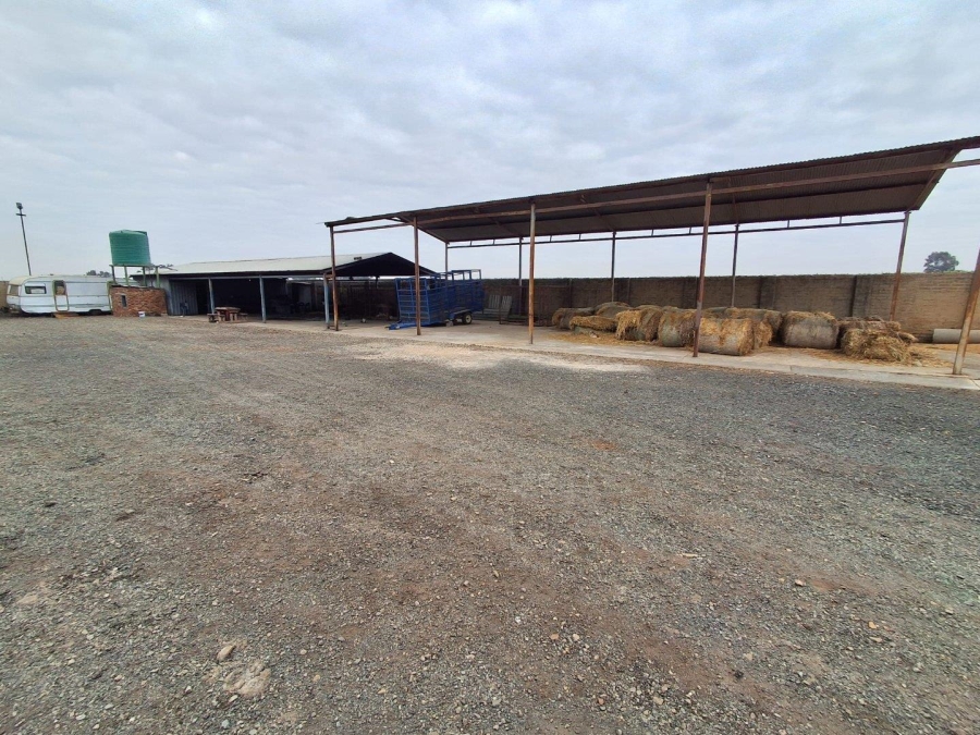 4 Bedroom Property for Sale in Boltonwold Gauteng