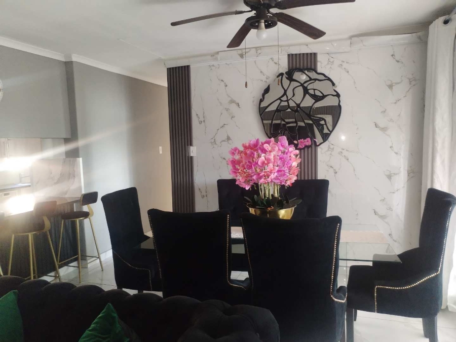 4 Bedroom Property for Sale in Meyerspark Gauteng