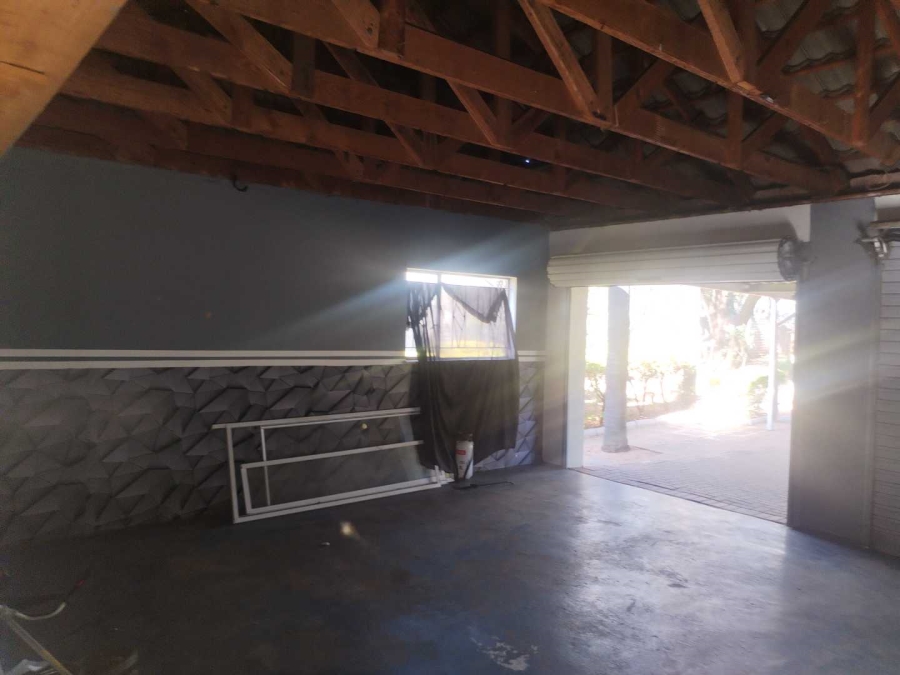 4 Bedroom Property for Sale in Meyerspark Gauteng
