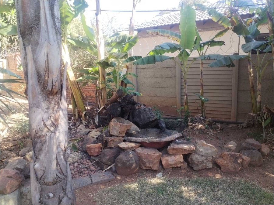 4 Bedroom Property for Sale in Meyerspark Gauteng