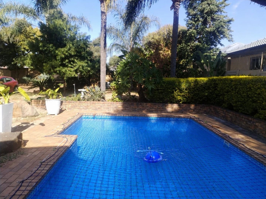 4 Bedroom Property for Sale in Meyerspark Gauteng
