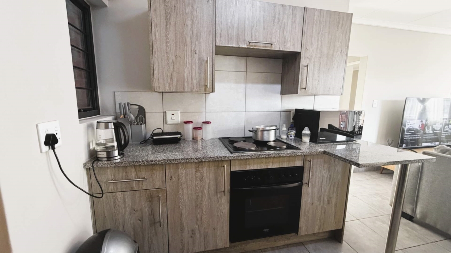 2 Bedroom Property for Sale in Grand Central Gauteng