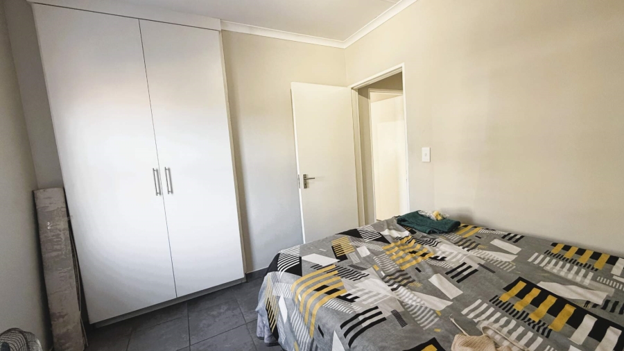 2 Bedroom Property for Sale in Grand Central Gauteng