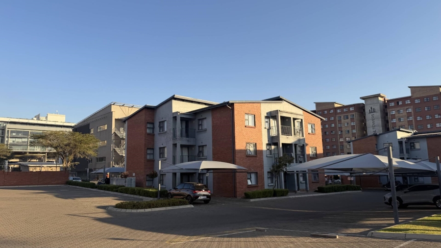 2 Bedroom Property for Sale in Grand Central Gauteng