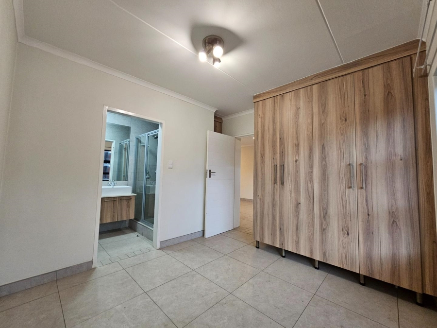 3 Bedroom Property for Sale in Founders Hill Gauteng