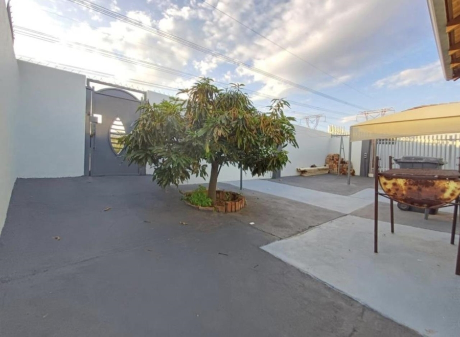 3 Bedroom Property for Sale in Atteridgeville Gauteng