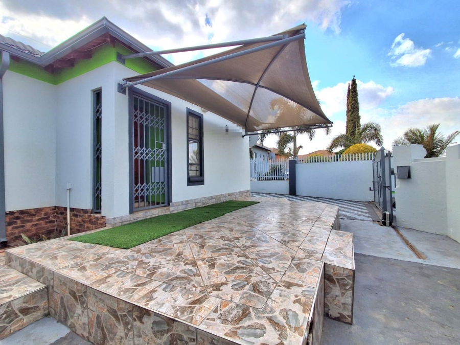 3 Bedroom Property for Sale in Atteridgeville Gauteng