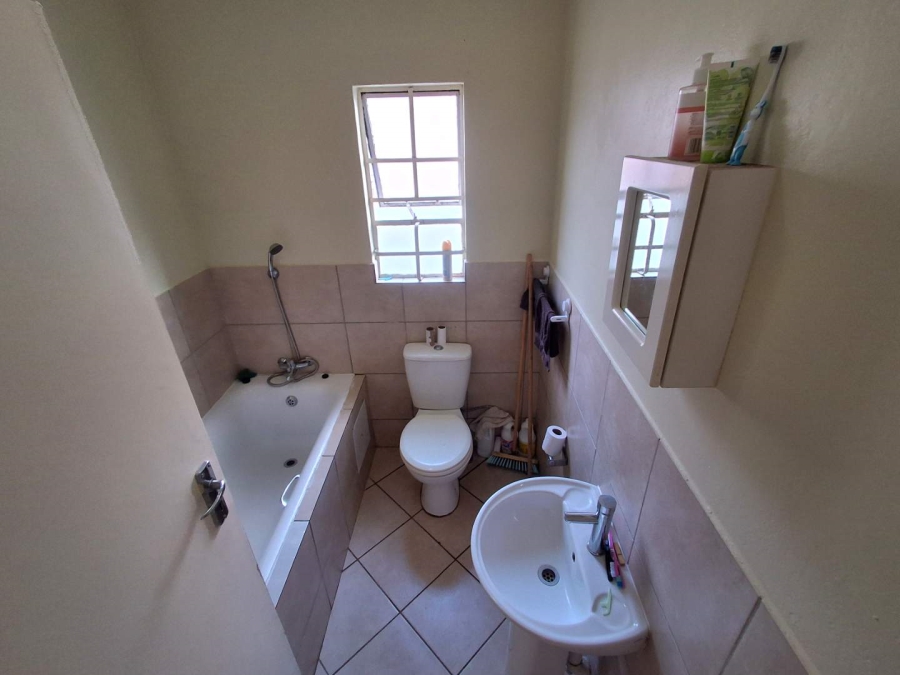 3 Bedroom Property for Sale in Atteridgeville Gauteng
