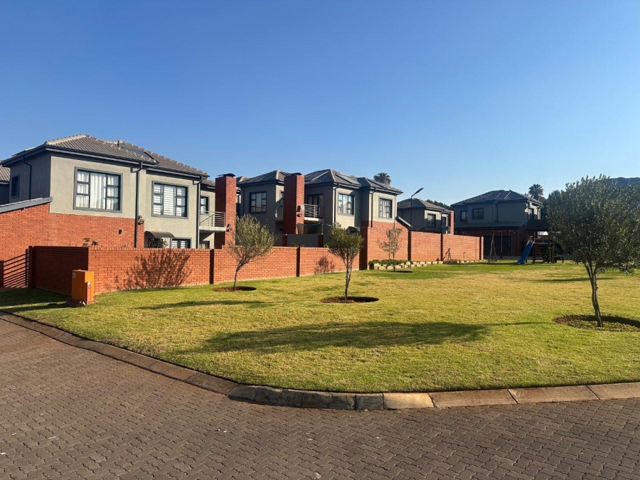 3 Bedroom Property for Sale in Raslouw A H Gauteng