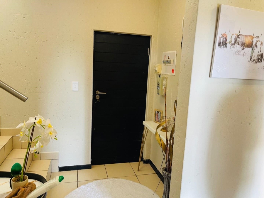 2 Bedroom Property for Sale in Jackal Creek Golf Estate Gauteng