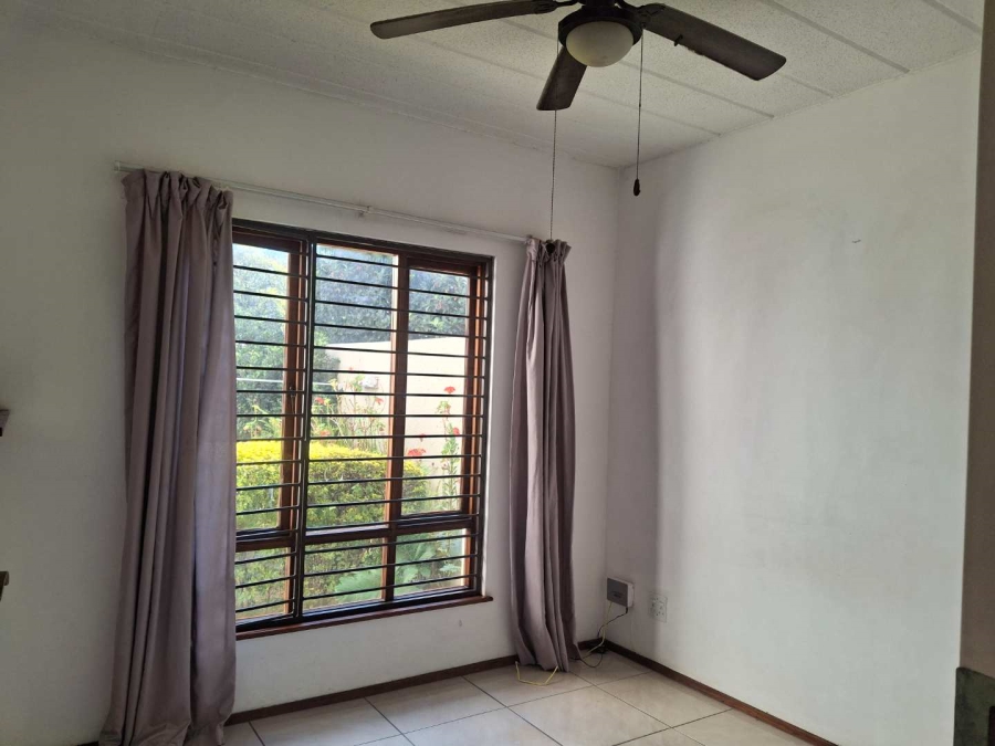 To Let 1 Bedroom Property for Rent in Melrose Estate Gauteng