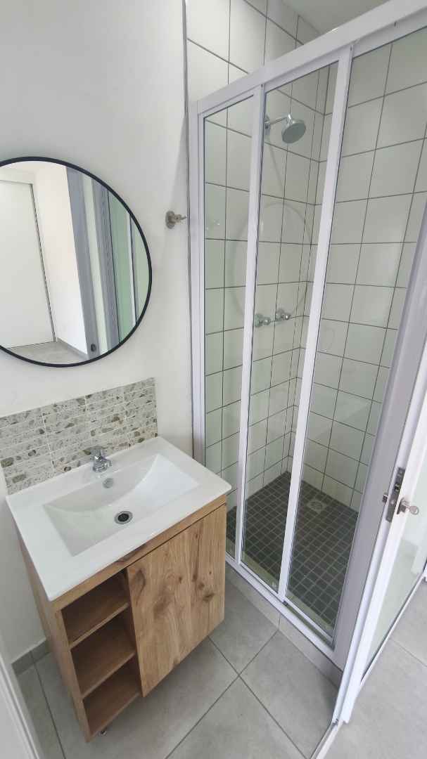 To Let 4 Bedroom Property for Rent in Mondeor Gauteng