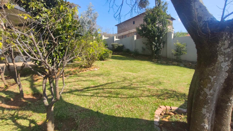 To Let 4 Bedroom Property for Rent in Mondeor Gauteng