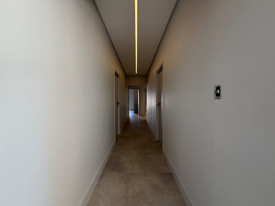 5 Bedroom Property for Sale in Atholl Gauteng