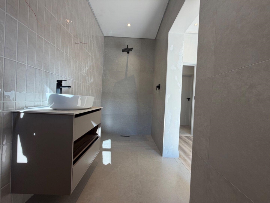 5 Bedroom Property for Sale in Atholl Gauteng