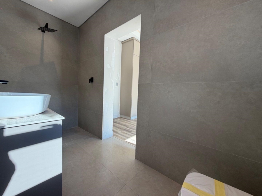 5 Bedroom Property for Sale in Atholl Gauteng