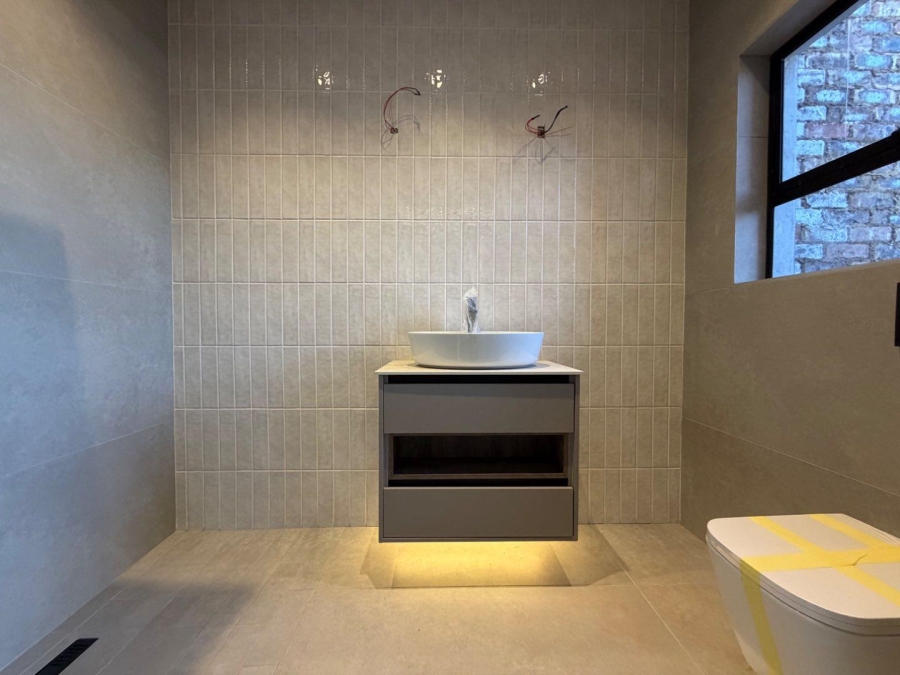 5 Bedroom Property for Sale in Atholl Gauteng