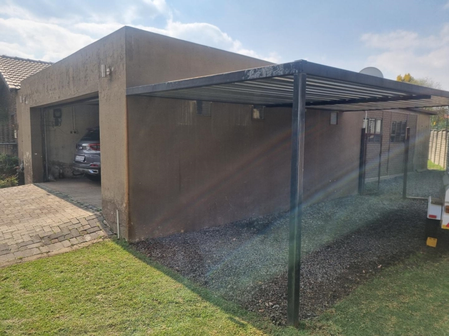 To Let 1 Bedroom Property for Rent in Brackendowns Gauteng