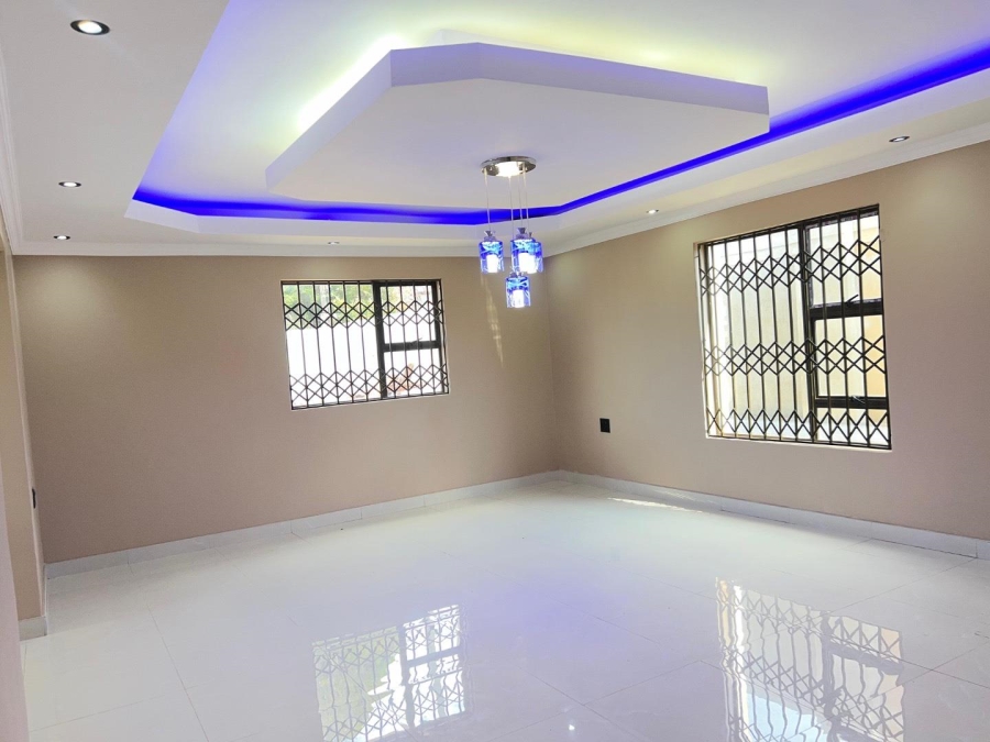 To Let 2 Bedroom Property for Rent in Edleen Gauteng