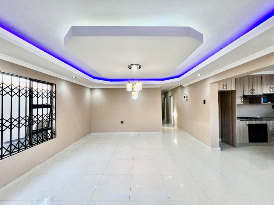 To Let 2 Bedroom Property for Rent in Edleen Gauteng