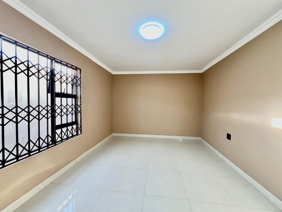 To Let 2 Bedroom Property for Rent in Edleen Gauteng