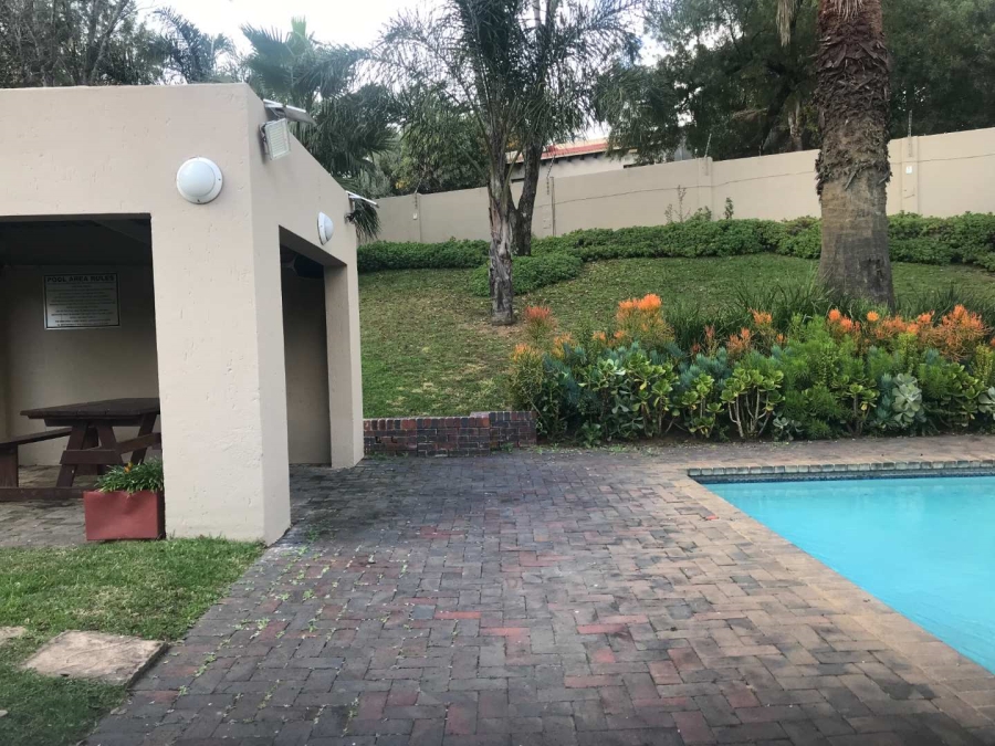 To Let 2 Bedroom Property for Rent in Parkmore Gauteng