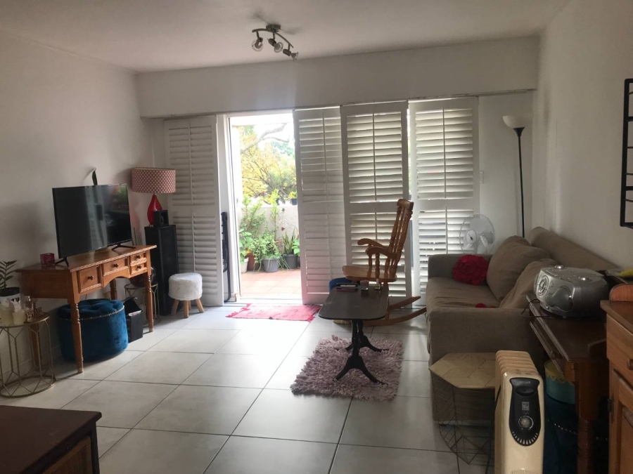 To Let 2 Bedroom Property for Rent in Parkmore Gauteng