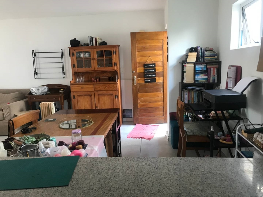 To Let 2 Bedroom Property for Rent in Parkmore Gauteng