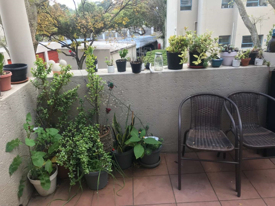 To Let 2 Bedroom Property for Rent in Parkmore Gauteng