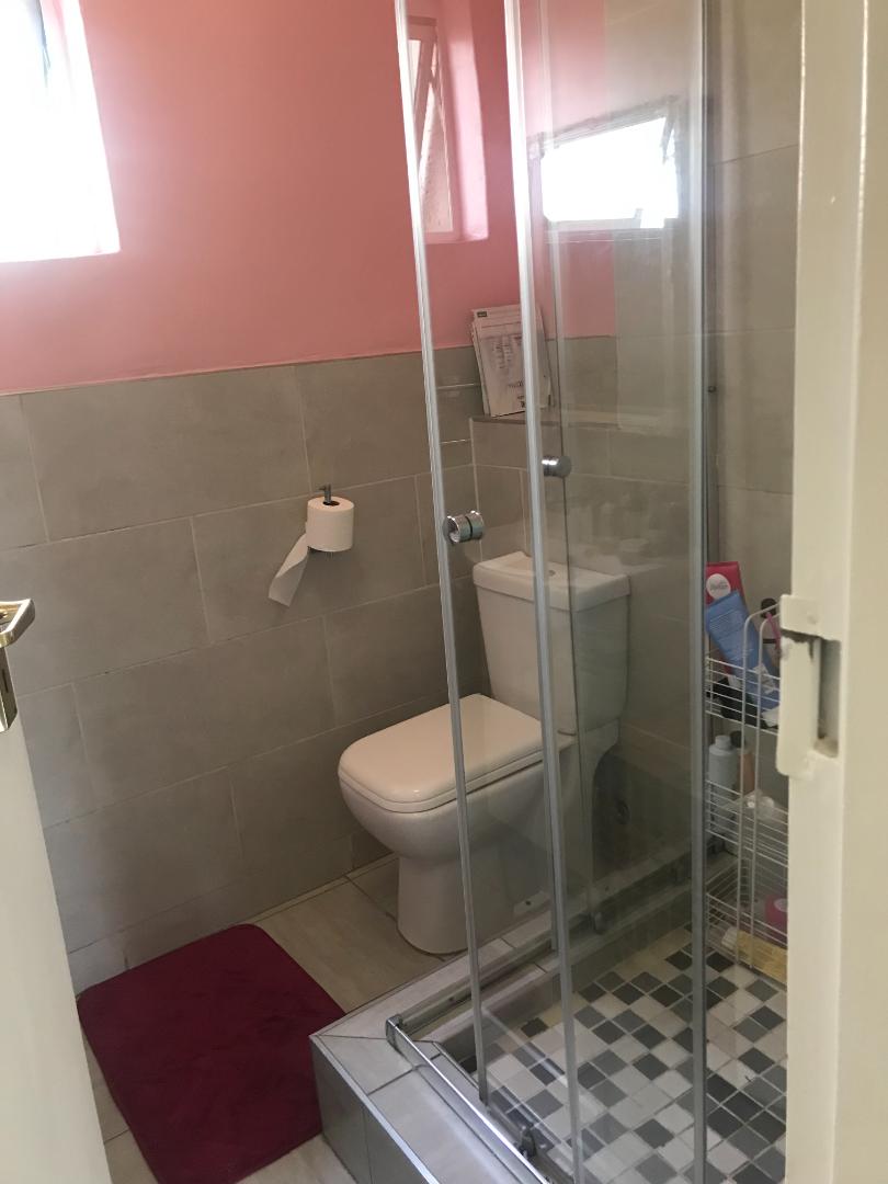 To Let 2 Bedroom Property for Rent in Parkmore Gauteng