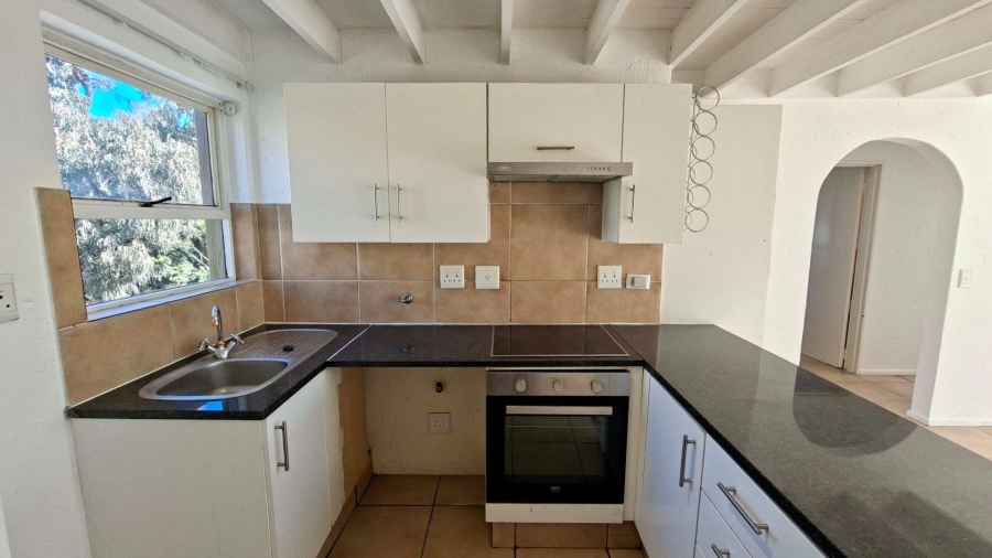 To Let 2 Bedroom Property for Rent in Lonehill Gauteng
