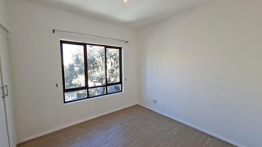 To Let 2 Bedroom Property for Rent in Lonehill Gauteng