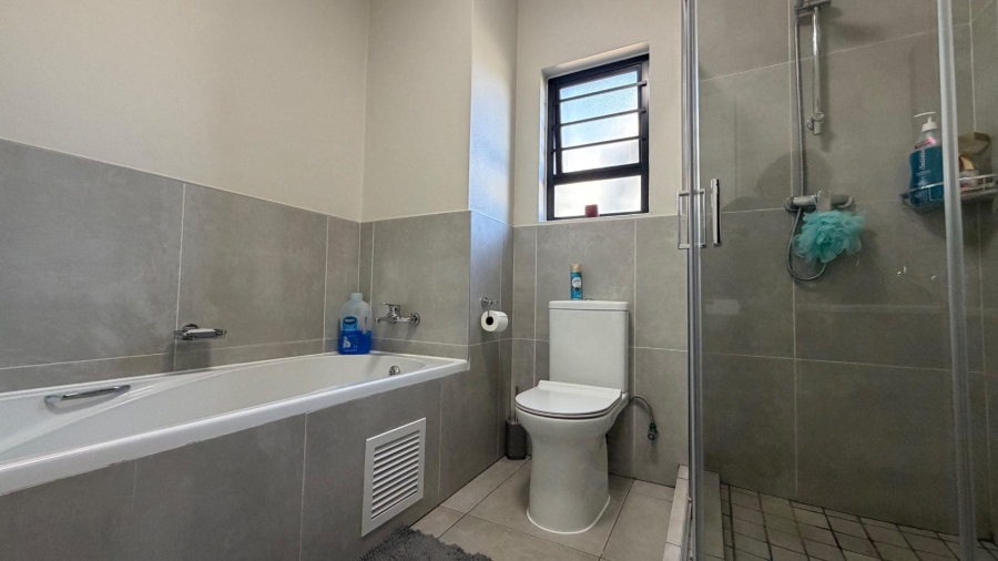 To Let 2 Bedroom Property for Rent in Lilianton Gauteng