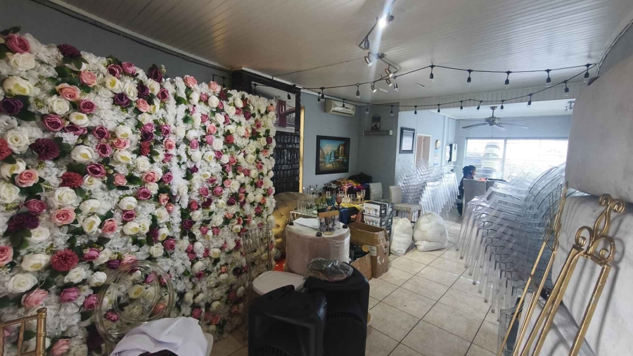 4 Bedroom Property for Sale in Glenanda Gauteng