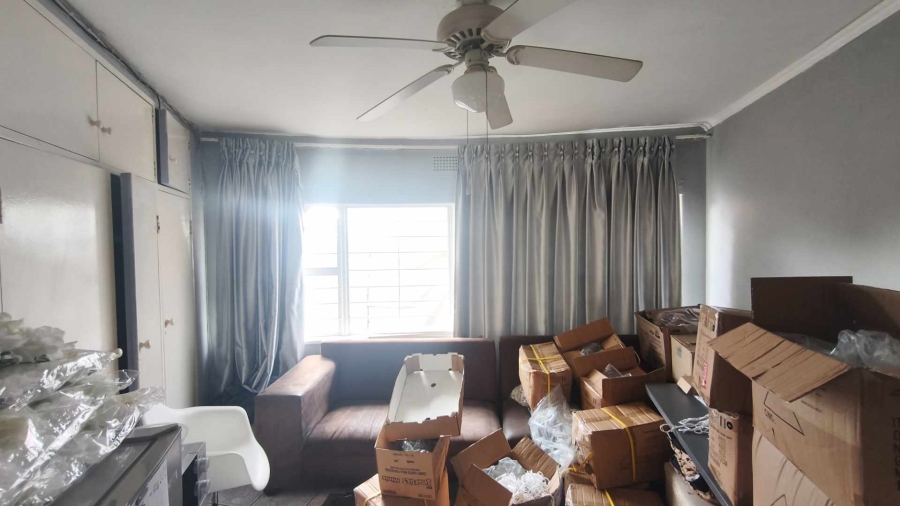 4 Bedroom Property for Sale in Glenanda Gauteng