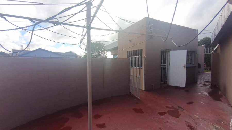 4 Bedroom Property for Sale in Glenanda Gauteng