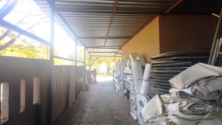 4 Bedroom Property for Sale in Ormonde Gauteng