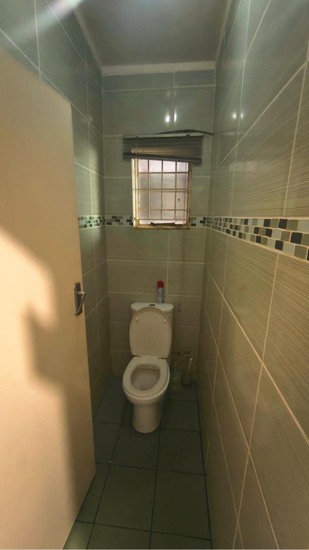 4 Bedroom Property for Sale in Ormonde Gauteng