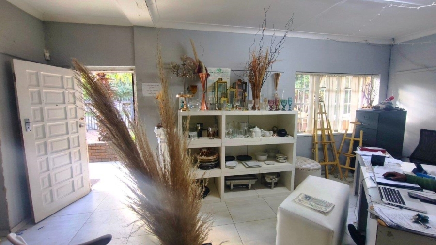 3 Bedroom Property for Sale in Crown Gardens Gauteng