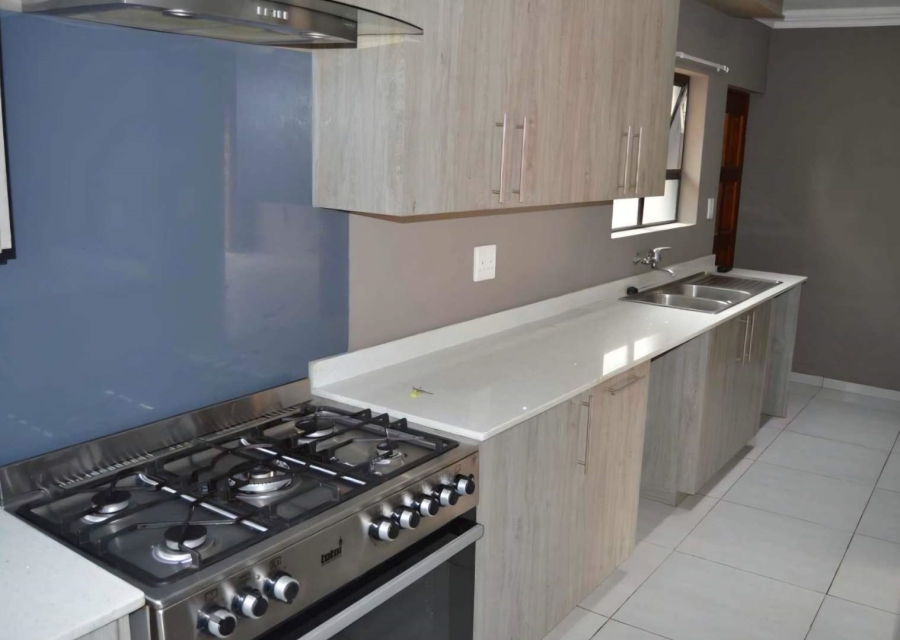 3 Bedroom Property for Sale in Brackenhurst Gauteng