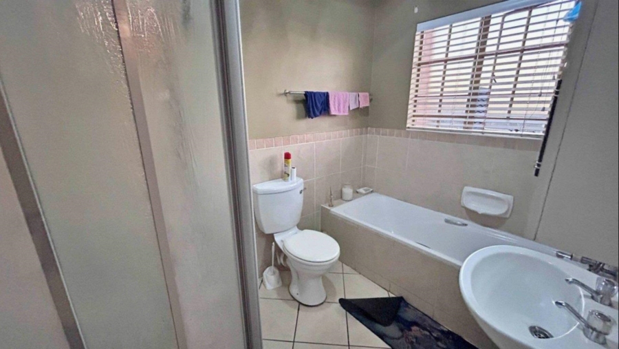 3 Bedroom Property for Sale in Equestria Gauteng
