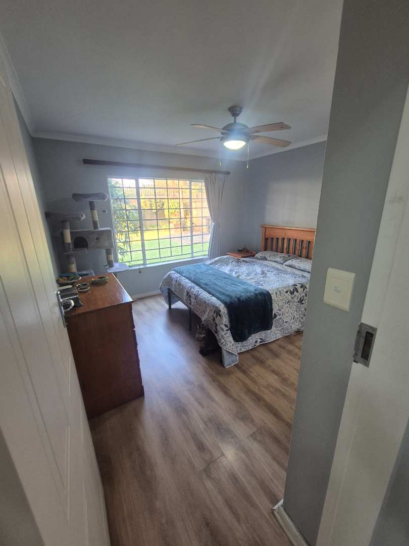 2 Bedroom Property for Sale in The Wilds Gauteng