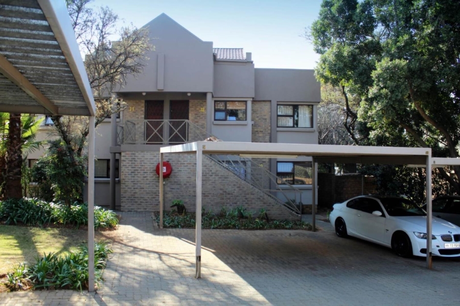 2 Bedroom Property for Sale in Garsfontein Gauteng