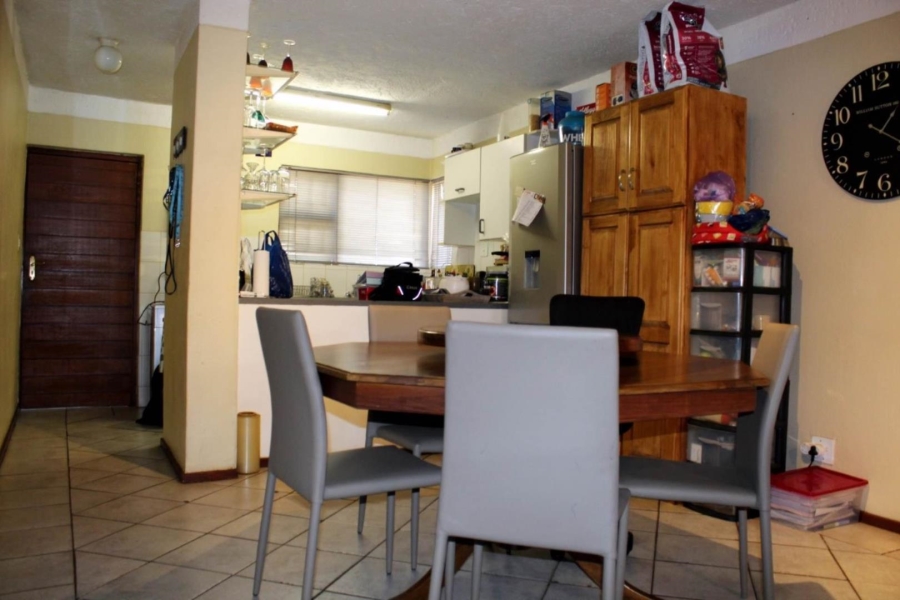 2 Bedroom Property for Sale in Garsfontein Gauteng