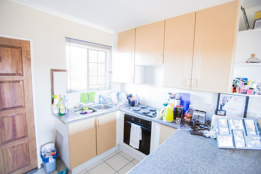 To Let 2 Bedroom Property for Rent in Mooikloof Ridge Gauteng