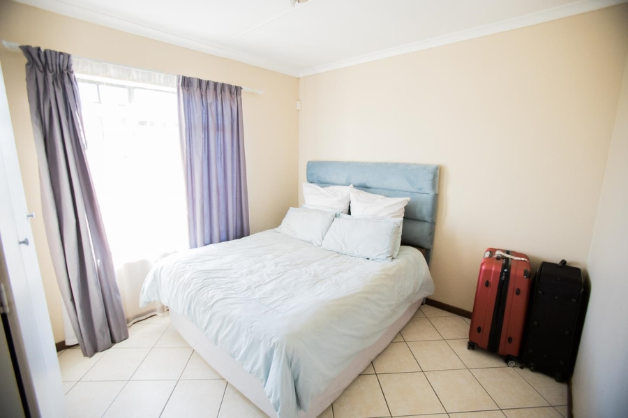 To Let 2 Bedroom Property for Rent in Mooikloof Ridge Gauteng