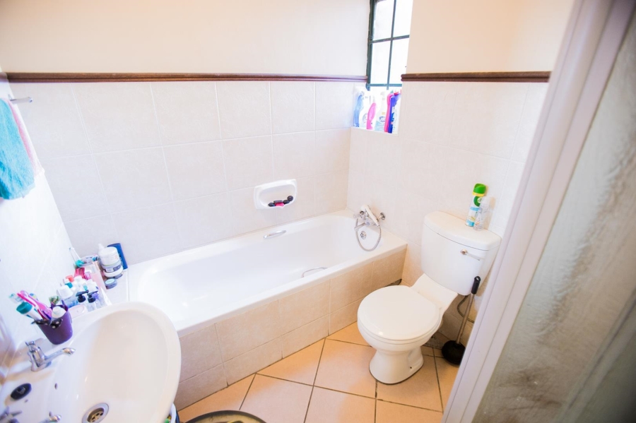 To Let 2 Bedroom Property for Rent in Mooikloof Ridge Gauteng