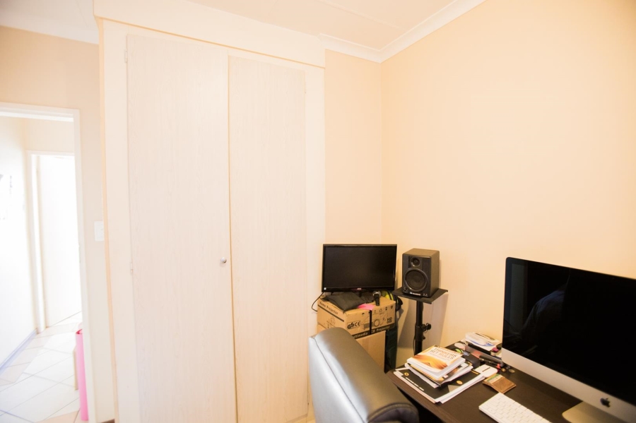 To Let 2 Bedroom Property for Rent in Mooikloof Ridge Gauteng