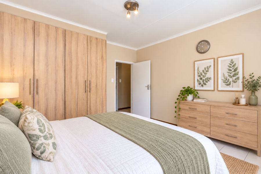 2 Bedroom Property for Sale in Buccleuch Gauteng