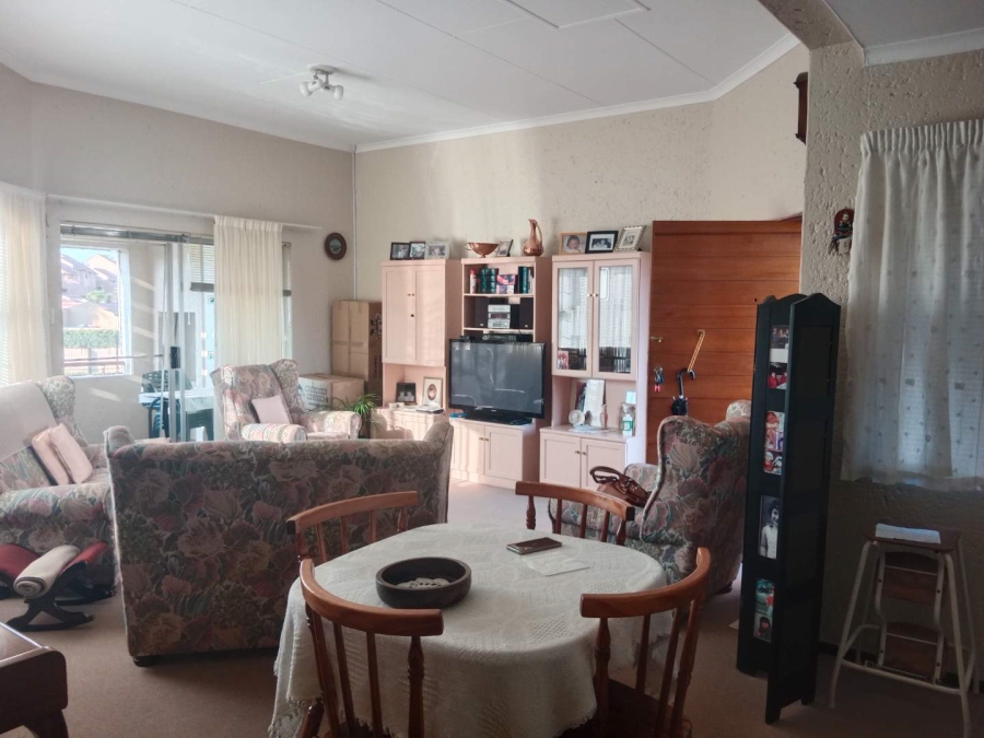 To Let 2 Bedroom Property for Rent in Bedfordview Gauteng